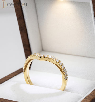Eternal Chevron chevron V-shaped lab-grown diamond ring with pavé round diamonds in Yellow Gold featuring D–F color and VVS to VS+ clarity #YELLOW GOLD