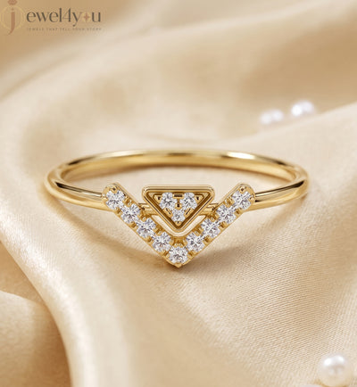 Lab-grown diamond ring with split-style chevron band and floating triangle design, round diamonds, VVS to VS+ clarity, D–F color, Yellow Gold #YELLOW GOLD
