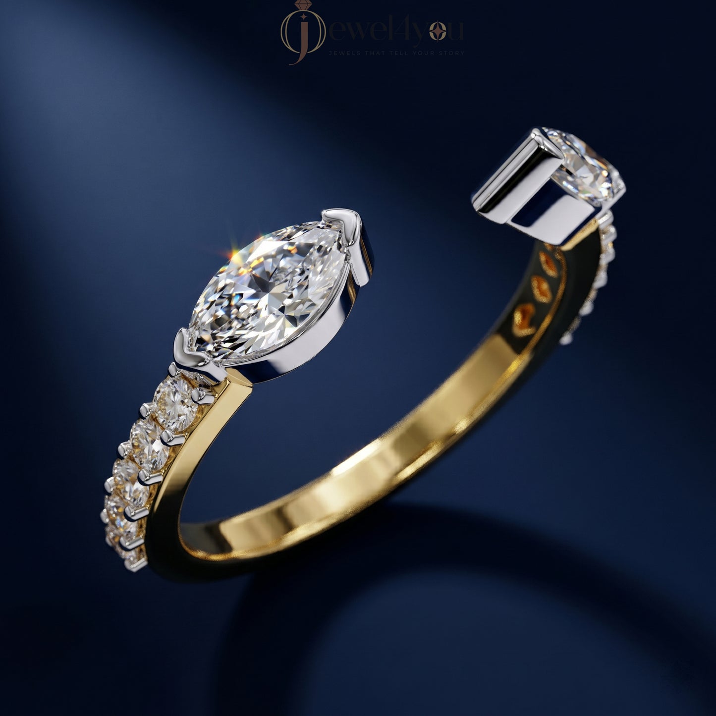 MARQUISE AND ROUND DIAMOND YELLOW GOLD RING ##YELLOW GOLD