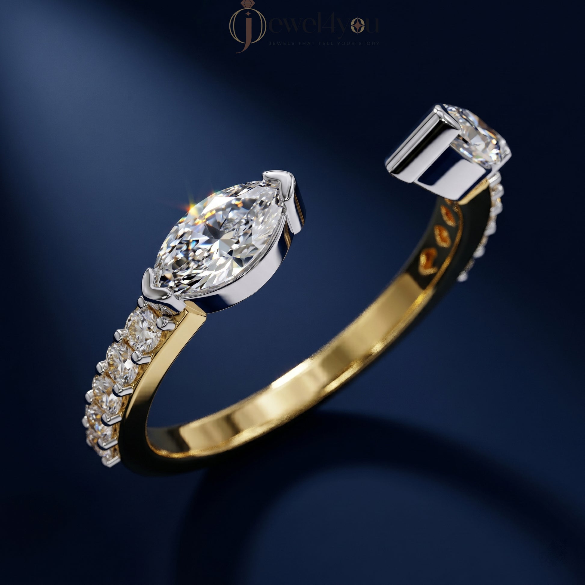 MARQUISE AND ROUND DIAMOND YELLOW GOLD RING 