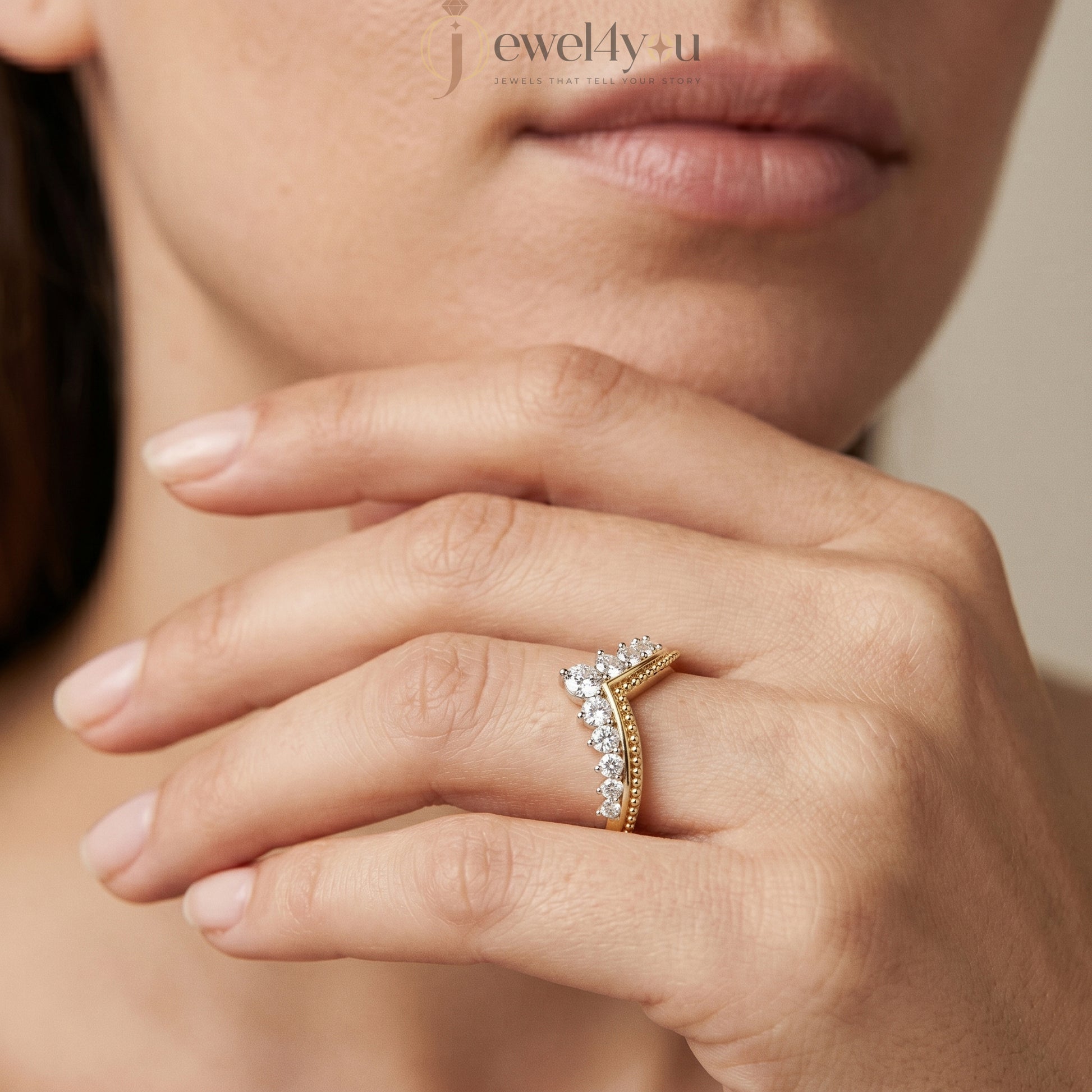 ROUND DIAMOND YELLOW GOLD RING 