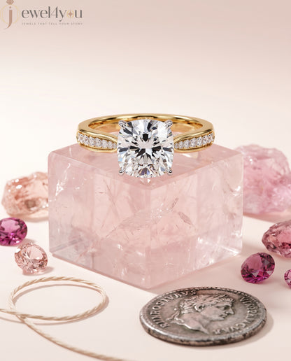 CUSHION-CUT LAB-GROWN DIAMOND SOLITAIRE ENGAGEMENT RING WITH ROUND ACCENT DIAMONDS IN YELLOW GOLD 