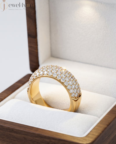 ROUND DIAMOND YELLOW GOLD ETRNITY BAND 