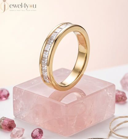 Princess-cut lab-grown diamond wedding band, D–F color VVS to VS+ diamonds in high-polish yellow gold #YELLOW GOLD