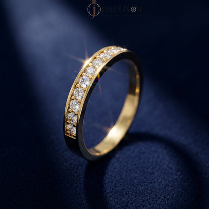 ROUND DIAMOND YELLOW GOLD BAND 