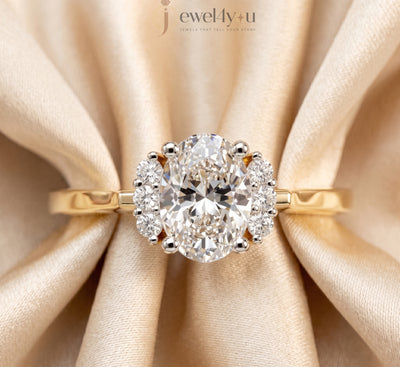 OVAL DIAMOND YELLOW GOLD SOLITAIRE RING 