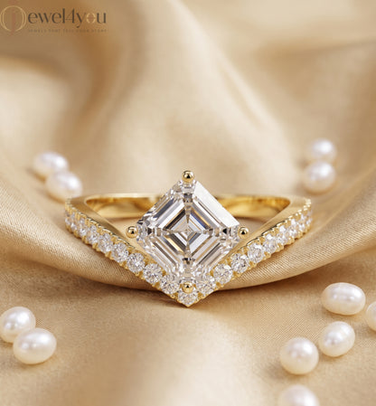 Lab-grown diamond ring with asscher-cut center, V-shaped chevron design, VVS to VS+ clarity, D–F color, Yellow Gold  #YELLOW GOLD
