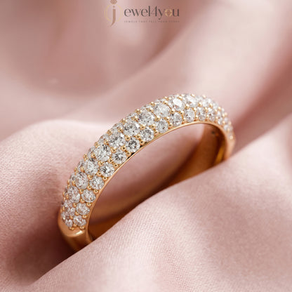 ROUND DIAMOND YELLOW GOLD BAND 