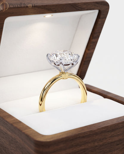 CUSHION SQUARE LAB-GROWN DIAMOND SOLITAIRE RING IN YELLOW GOLD 