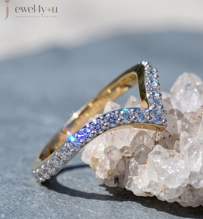 Lab-grown diamond ring with curved V band design, prong-set round diamonds, VVS to VS+ clarity, D–F color, Yellow Gold  finish #YELLOW GOLD