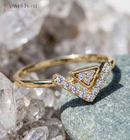 Lab-grown diamond ring with split-style chevron band and floating triangle design, round diamonds, VVS to VS+ clarity, D–F color, Yellow Gold #YELLOW GOLD