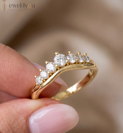 Lab-grown diamond ring with curved band design and round diamonds, VVS to VS+ clarity, D–F color, Yellow Gold #YELLOW GOLD