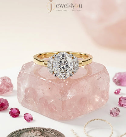 OVAL DIAMOND YELLOW GOLD SOLITAIRE RING 
