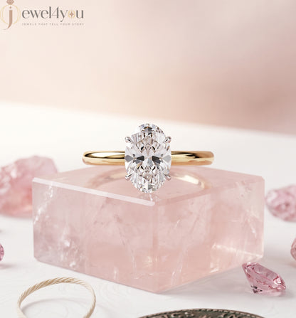 AURIQUE SOLITAIRE RING WITH OVAL-CUT LAB-GROWN DIAMOND IN YELLOW GOLD 