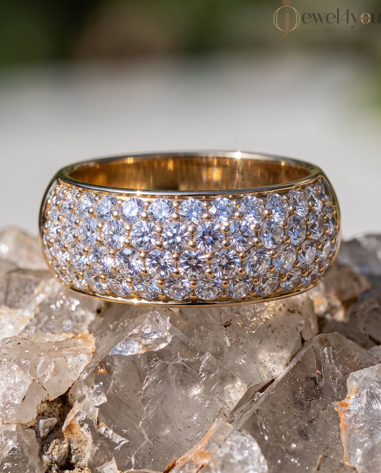 ROUND DIAMOND YELLOW GOLD ETRNITY BAND ##YELLOW GOLD