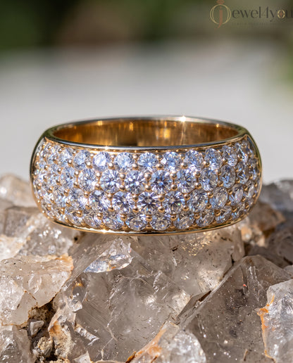 ROUND DIAMOND YELLOW GOLD ETRNITY BAND 