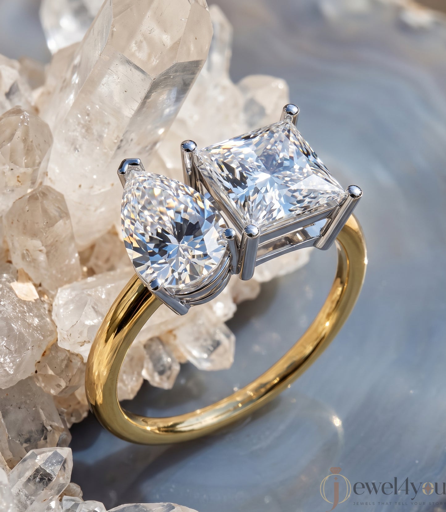 DUAL LAB-GROWN DIAMOND RING WITH PEAR-CUT AND PRINCESS-CUT IN YELLOW GOLD BAR SETTING ##YELLOW GOLD