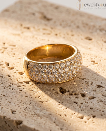 ROUND DIAMOND YELLOW GOLD ETRNITY BAND 