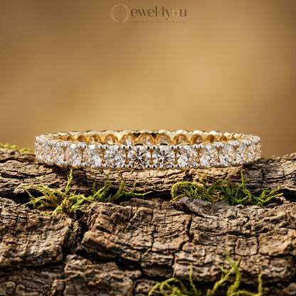 ROUND DIAMOND YELLOW GOLD RING 