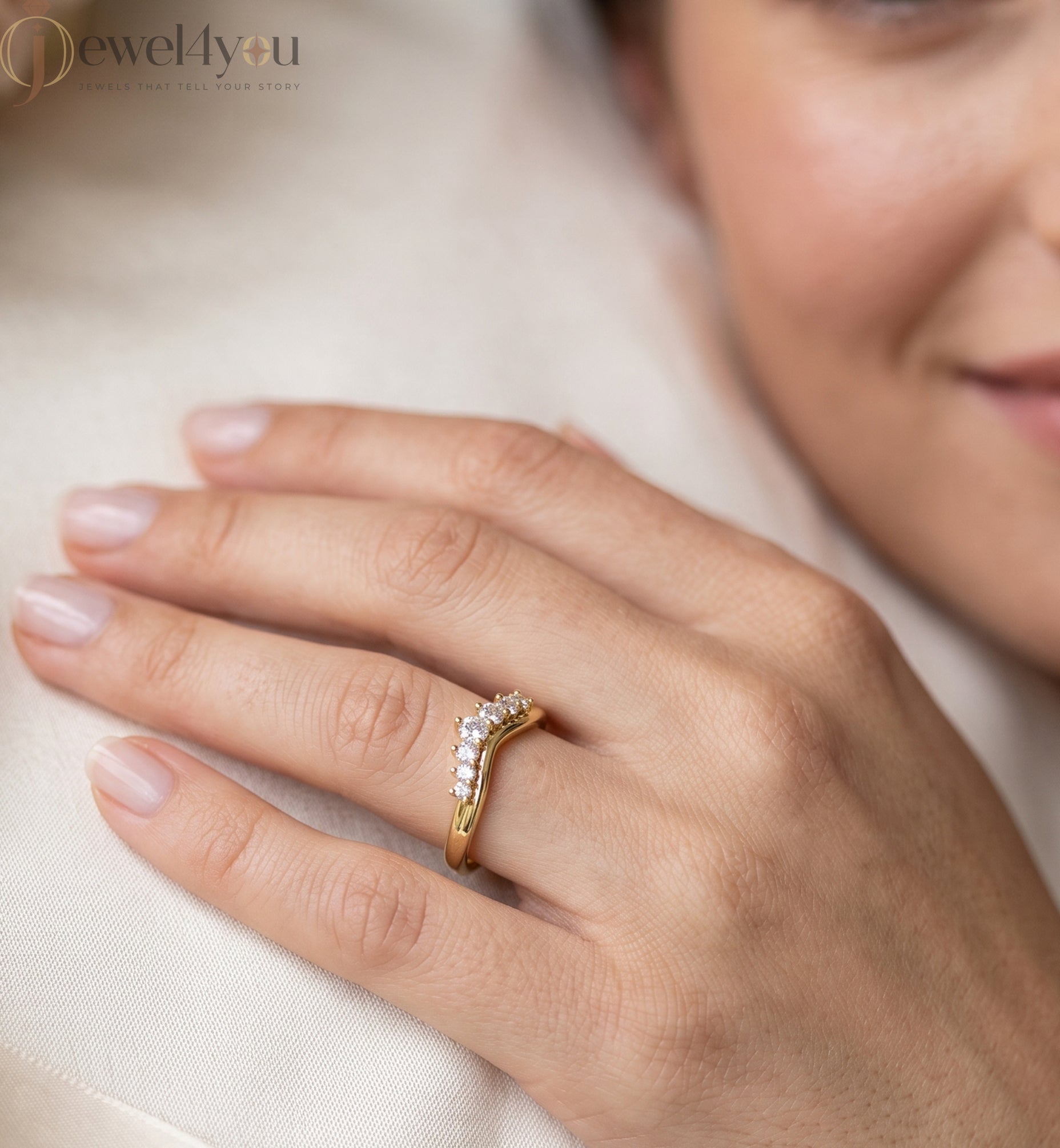 Lab-grown diamond ring with curved band design and round diamonds, VVS to VS+ clarity, D–F color, Yellow Gold #YELLOW GOLD