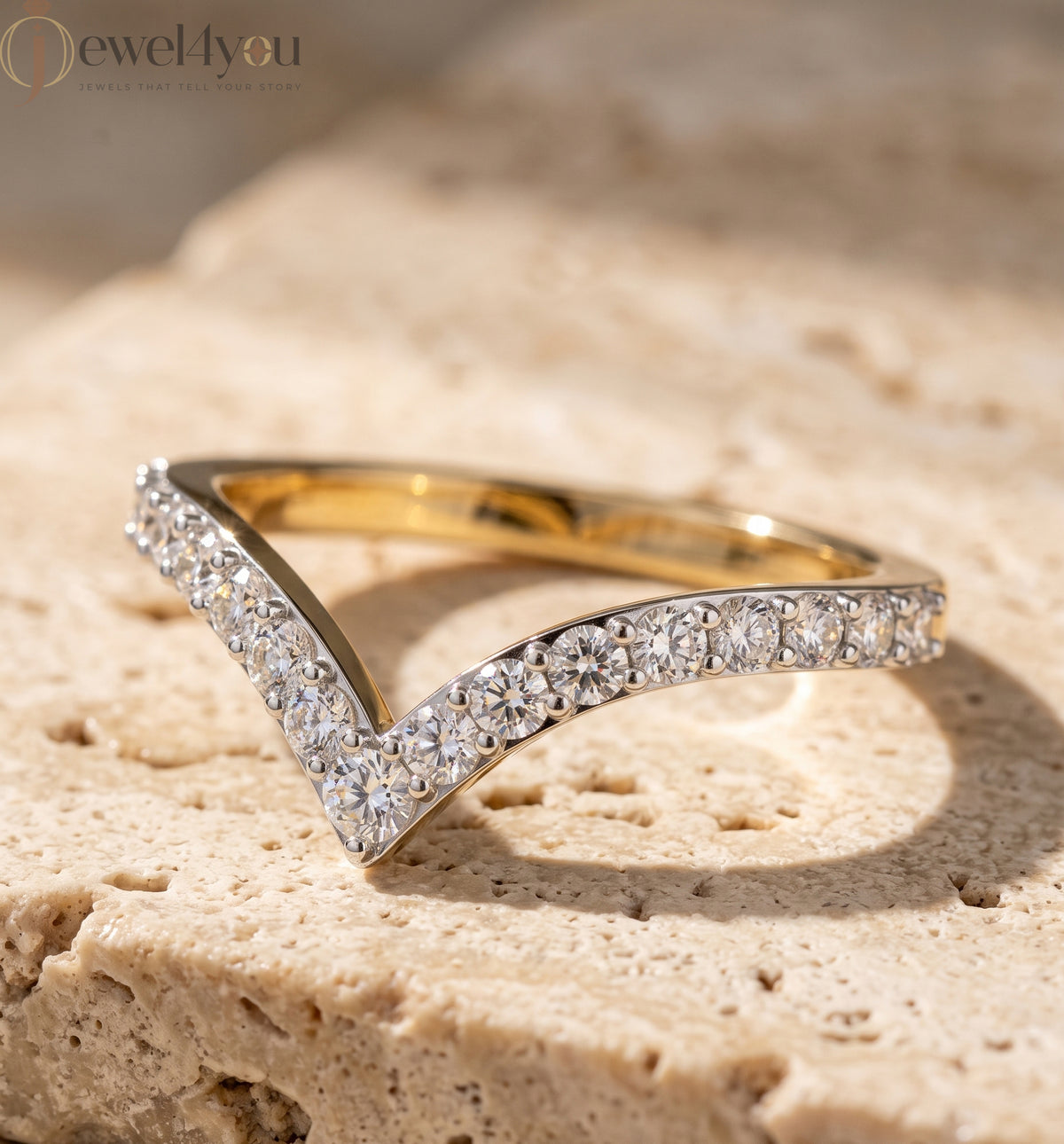 Lab-grown diamond ring with curved V band design, prong-set round diamonds, VVS to VS+ clarity, D–F color, Yellow Gold  finish #YELLOW GOLD
