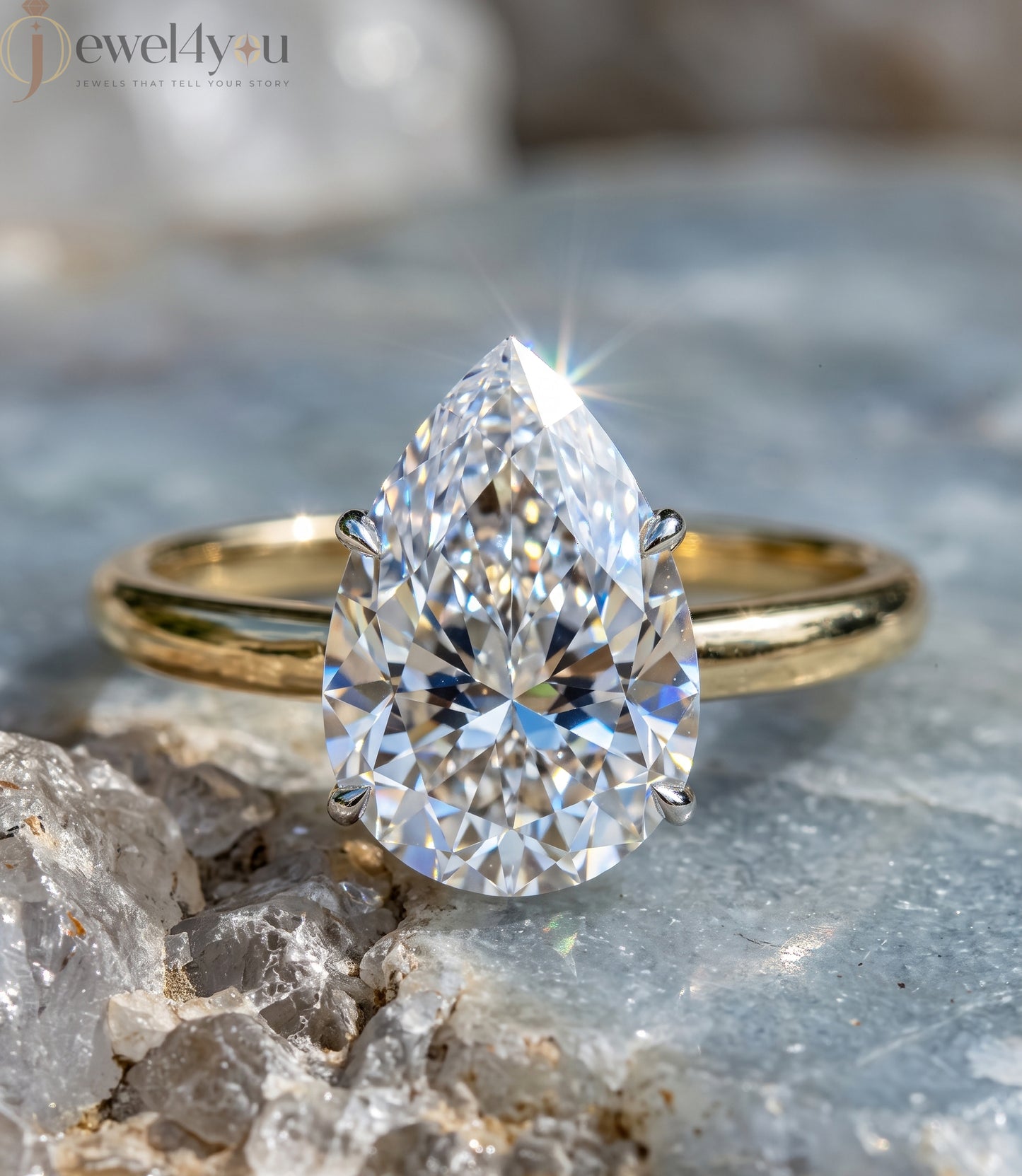YELLOW GOLD PEAR-CUT LAB-GROWN DIAMOND ENGAGEMENT RING ##YELLOW GOLD