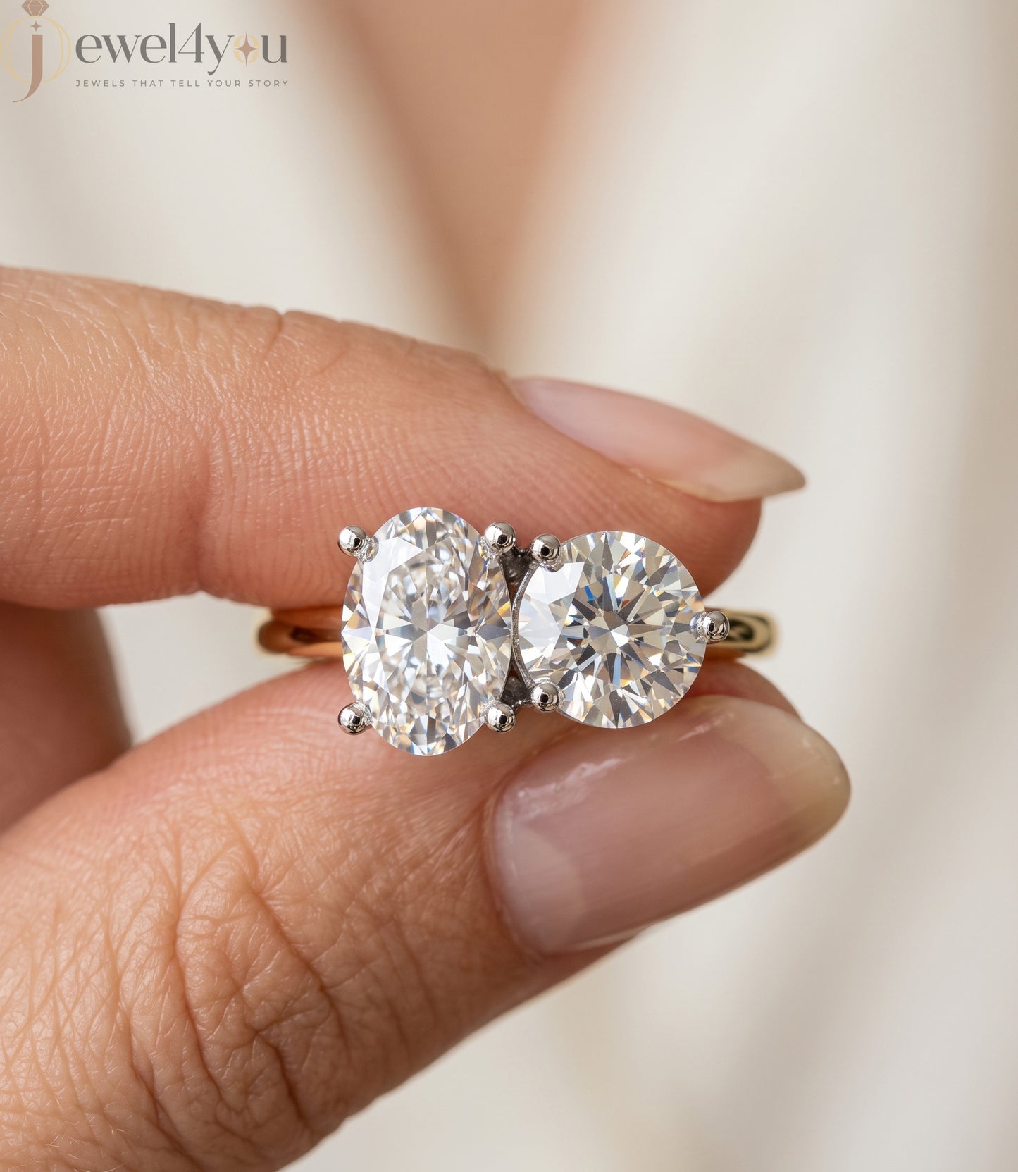 YELLOW GOLD DUAL DIAMOND ENGAGEMENT RING WITH ROUND AND OVAL CUT DIAMONDS ##YELLOW GOLD