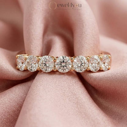 ROUND DIAMOND YELLOW GOLD ETRNITY BAND 