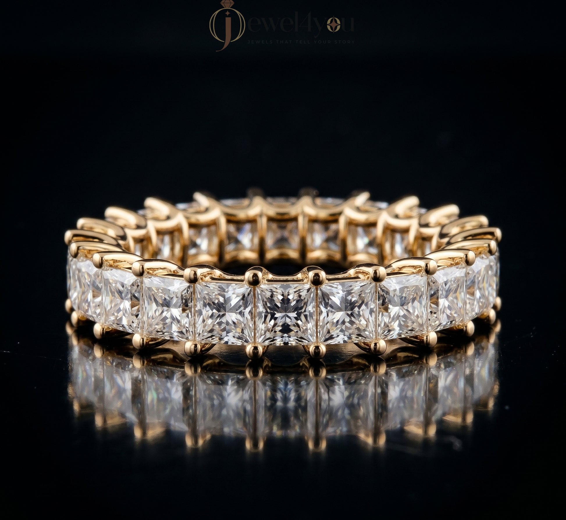 PRINCESS DIAMOND YELLOW GOLD ETRNITY BAND 