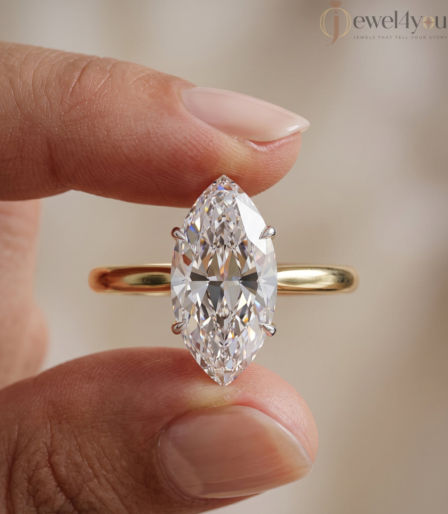 YELLOW GOLD MARQUISE-CUT LAB-GROWN DIAMOND RING ##YELLOW GOLD
