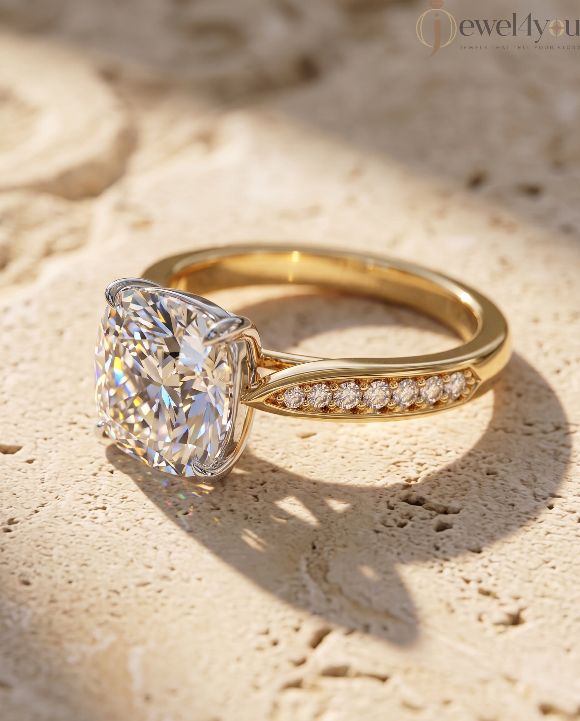 CUSHION-CUT LAB-GROWN DIAMOND SOLITAIRE ENGAGEMENT RING WITH ROUND ACCENT DIAMONDS IN YELLOW GOLD 