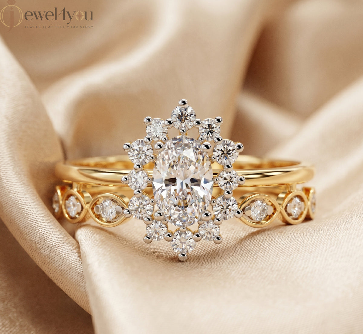 OVAL AND ROUND DIAMOND YELLOW GOLD HALO RING 