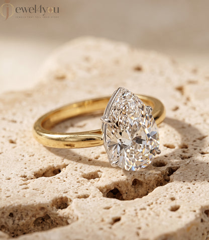 YELLOW GOLD PEAR-CUT LAB-GROWN DIAMOND ENGAGEMENT RING 