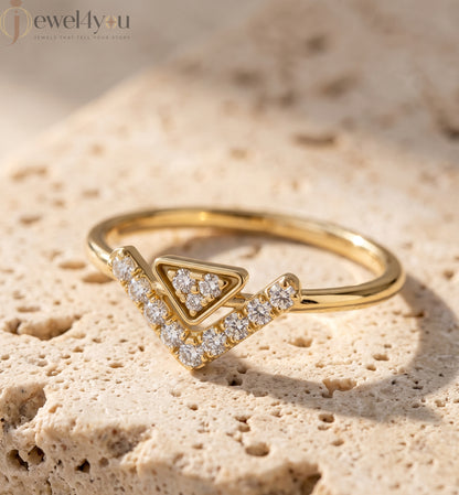 Lab-grown diamond ring with split-style chevron band and floating triangle design, round diamonds, VVS to VS+ clarity, D–F color, Yellow Gold #YELLOW GOLD