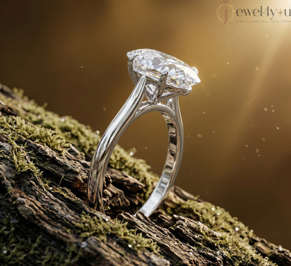 WHITE GOLD OVAL-CUT LAB-GROWN DIAMOND RING 