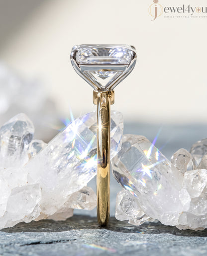 YELLOW GOLD RADIANT-CUT LAB DIAMOND ENGAGEMENT RING WITH ELEVATED FOUR-PRONG SETTING 