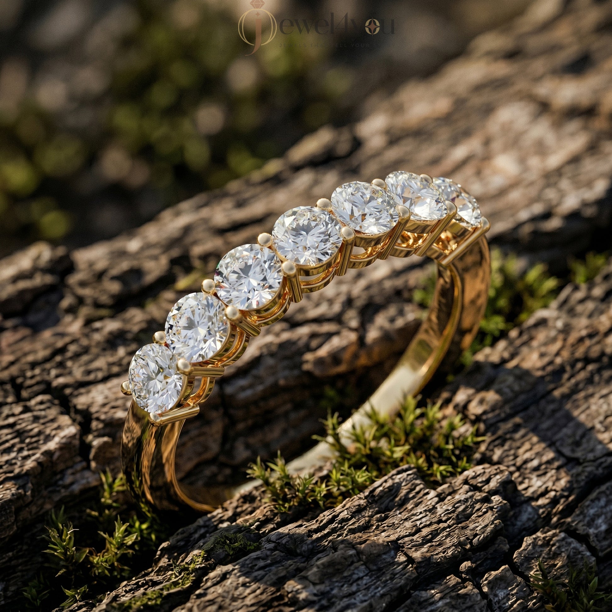 ROUND DIAMOND YELLOW GOLD ETRNITY BAND 