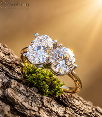 YELLOW GOLD DUAL DIAMOND ENGAGEMENT RING WITH ROUND AND OVAL CUT DIAMONDS 
