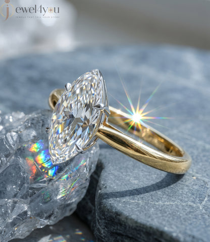 YELLOW GOLD MARQUISE-CUT LAB-GROWN DIAMOND RING 