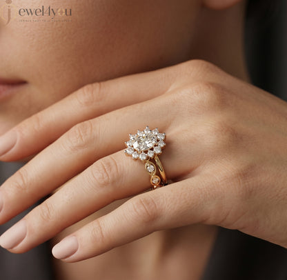 OVAL AND ROUND DIAMOND YELLOW GOLD HALO RING 