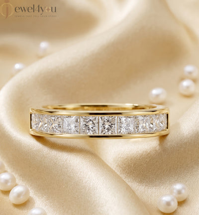 Princess-cut lab-grown diamond wedding band, D–F color VVS to VS+ diamonds in high-polish yellow gold #YELLOW GOLD