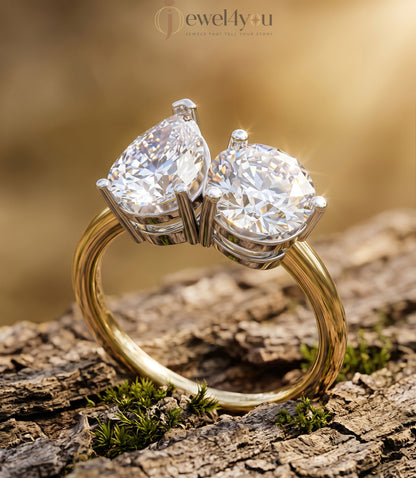 TOI ET MOI ENGAGEMENT RING WITH PEAR-CUT AND ROUND LAB-GROWN DIAMONDS IN YELLOW GOLD. 