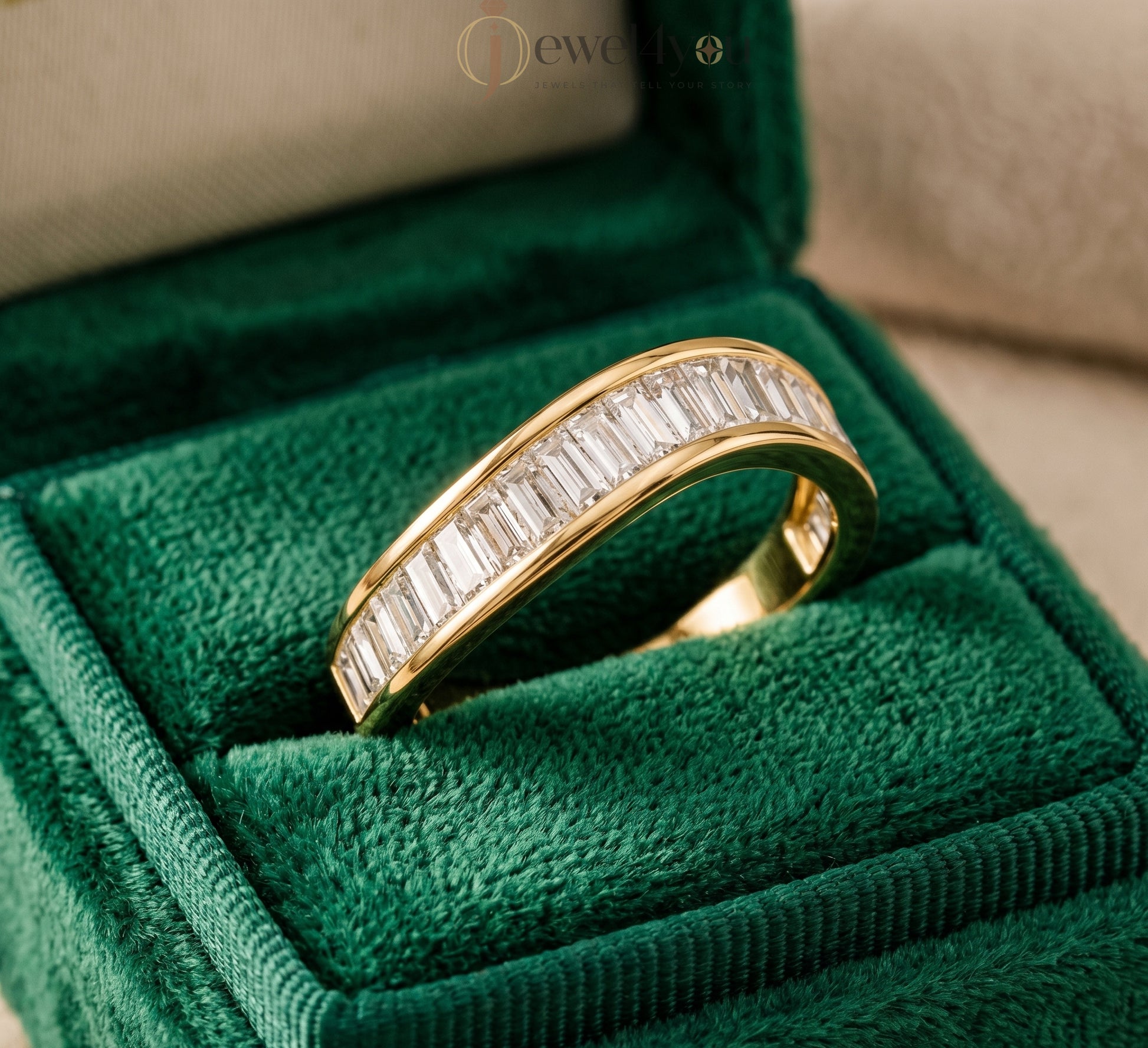 Yellow gold infinity wave lab-grown diamond band showcasing D–F VVS to VS+ baguette lab-grown diamonds in modern bypass design #YELLOW GOLD