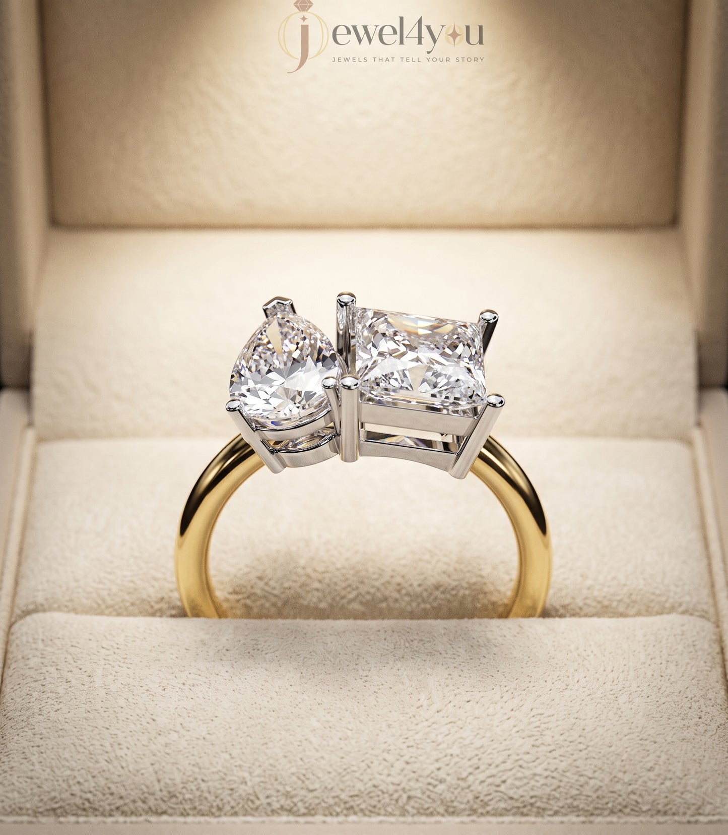 DUAL LAB-GROWN DIAMOND RING WITH PEAR-CUT AND PRINCESS-CUT IN YELLOW GOLD BAR SETTING ##YELLOW GOLD
