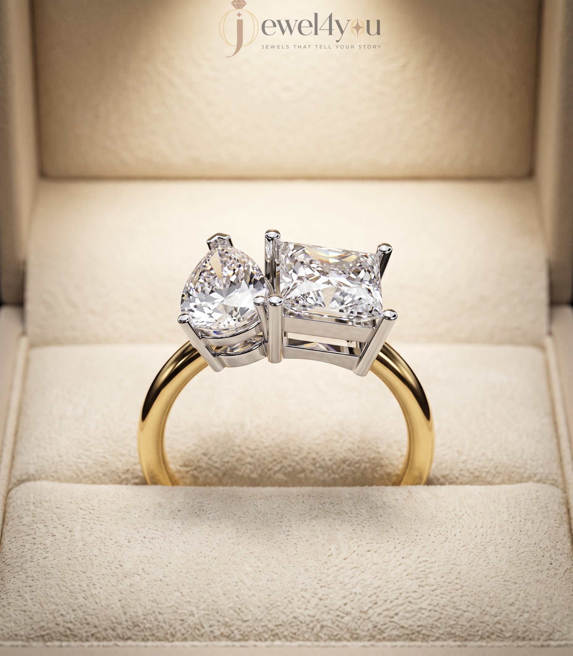 DUAL LAB-GROWN DIAMOND RING WITH PEAR-CUT AND PRINCESS-CUT IN YELLOW GOLD BAR SETTING 