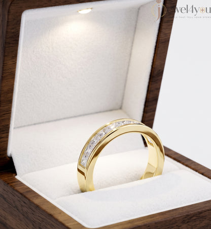 Princess-cut lab-grown diamond wedding band, D–F color VVS to VS+ diamonds in high-polish yellow gold #YELLOW GOLD