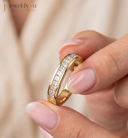 Princess-cut lab-grown diamond wedding band, D–F color VVS to VS+ diamonds in high-polish yellow gold #YELLOW GOLD