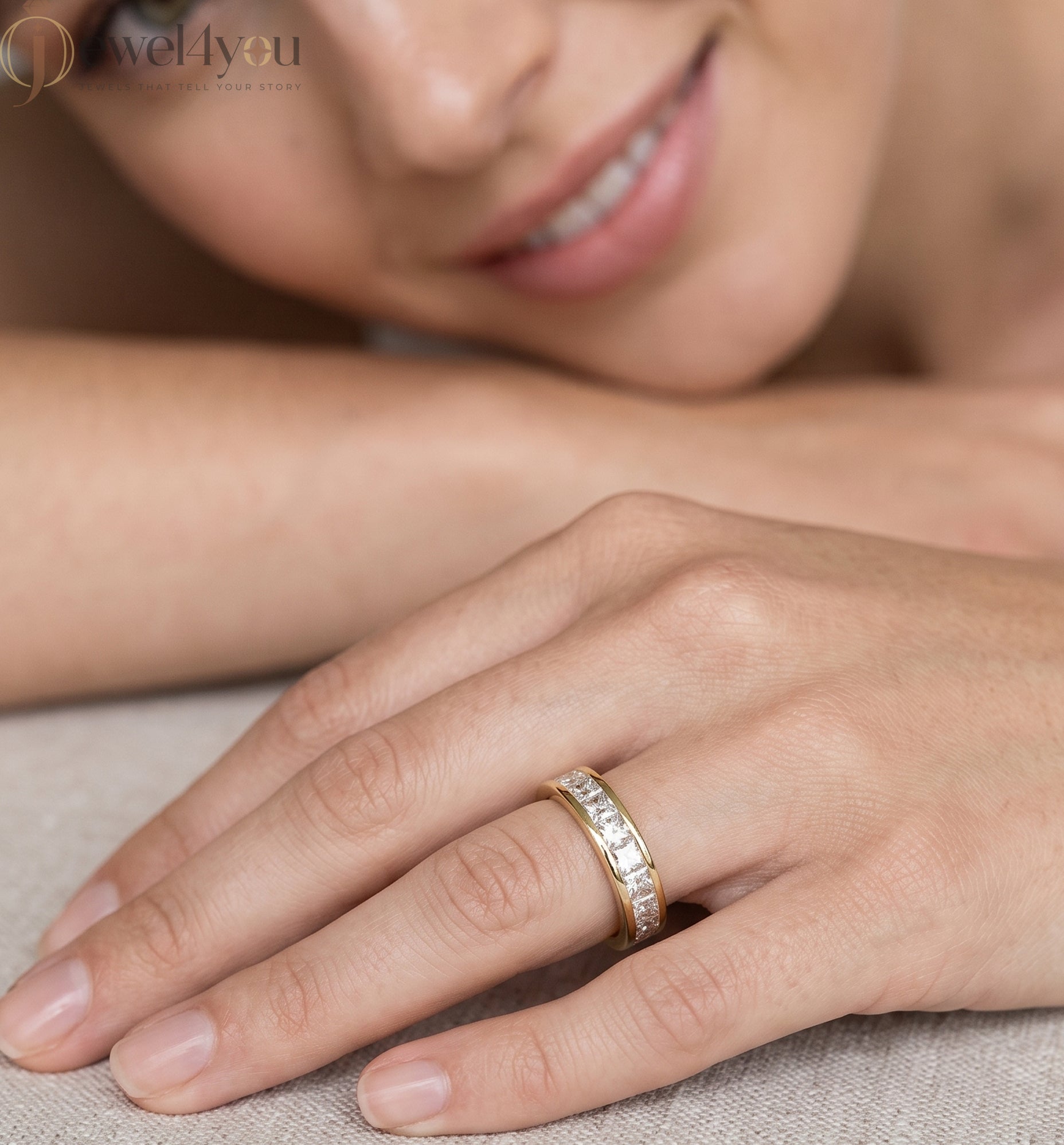 Princess-cut lab-grown diamond wedding band, D–F color VVS to VS+ diamonds in high-polish yellow gold #YELLOW GOLD