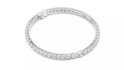 WHITE GOLD LAB-GROWN DIAMOND TENNIS BRACELET SHOWING FLEXIBLE LINK CONSTRUCTION AND PRONG-SET DIAMONDS, VVS TO VS+ CLARITY, D–F COLOR #WHITE GOLD