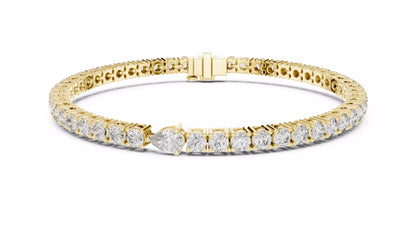 YELLOW GOLD LAB-GROWN DIAMOND BRACELET WITH BOX CLASP AND SAFETY FEATURE, PRONG-SET PEAR CENTER AND ROUND DIAMONDS, VVS TO VS+ CLARITY, D–F COLOR #YELLOW GOLD